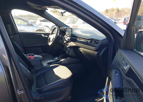 2025 Ford Escape St-Line из США, поврежденный, VIN 1FMCU9MN5SUB34280